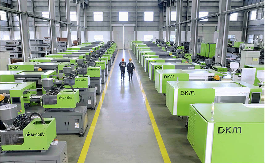 尊龙人生就是博首页注塑车间